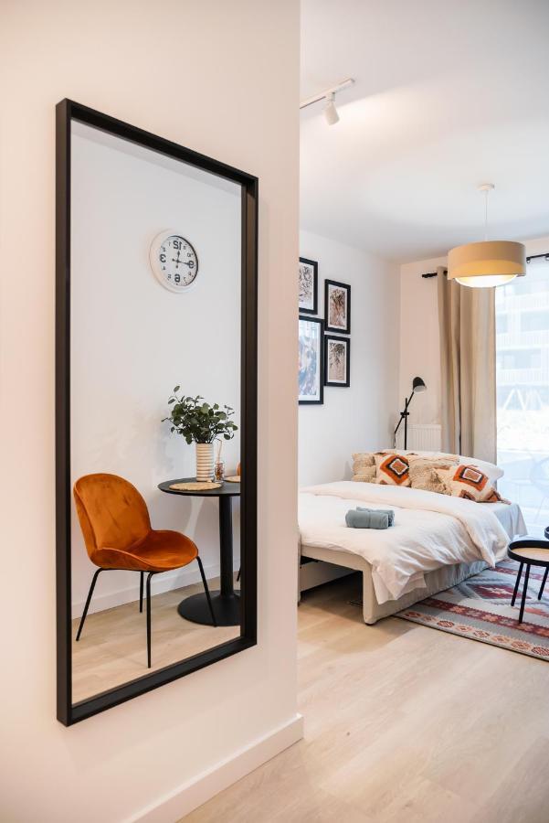 Wola Cosy White Apartment Warszawa Zewnętrze zdjęcie