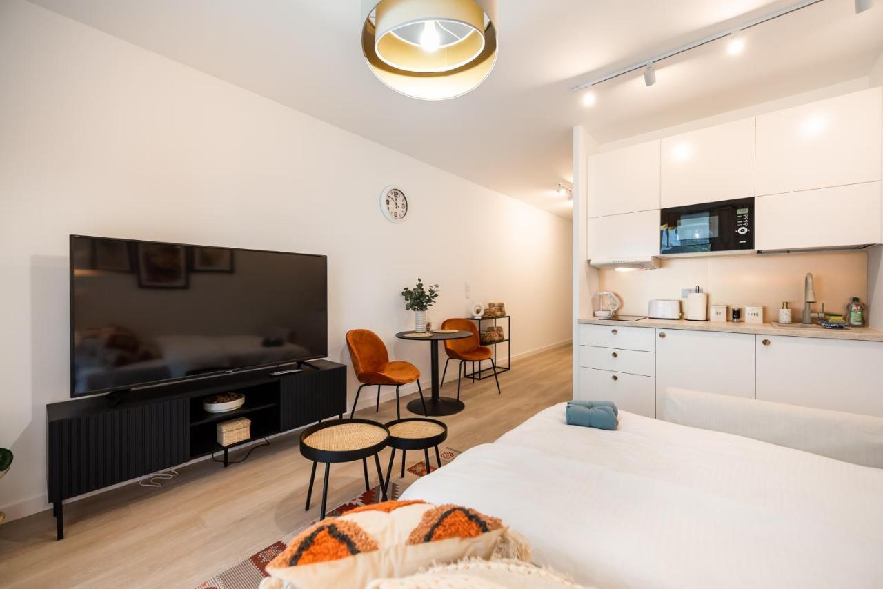 Wola Cosy White Apartment Warszawa Zewnętrze zdjęcie
